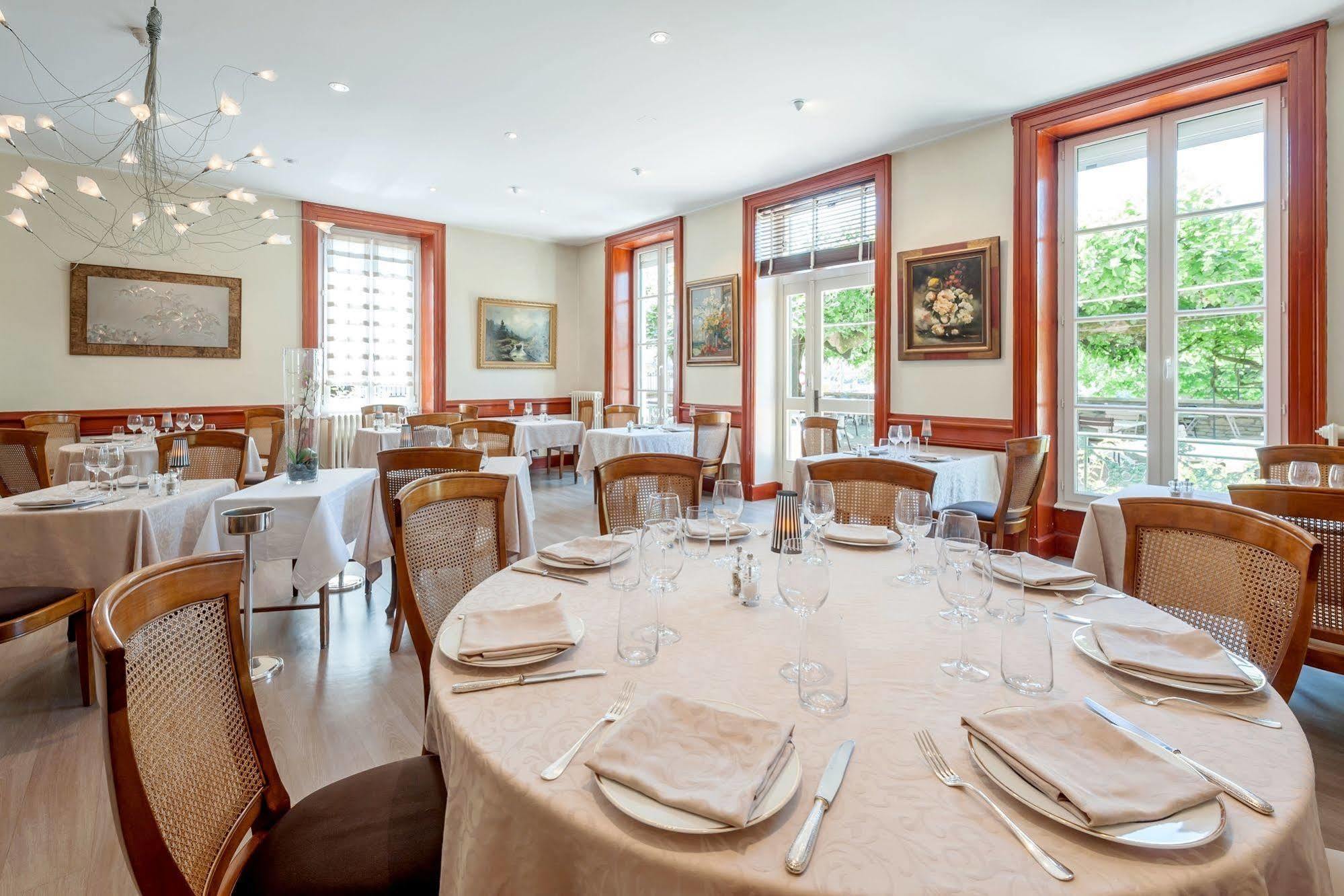 Hotel Restaurant Emile Job Montmerle-sur-Saône Kültér fotó