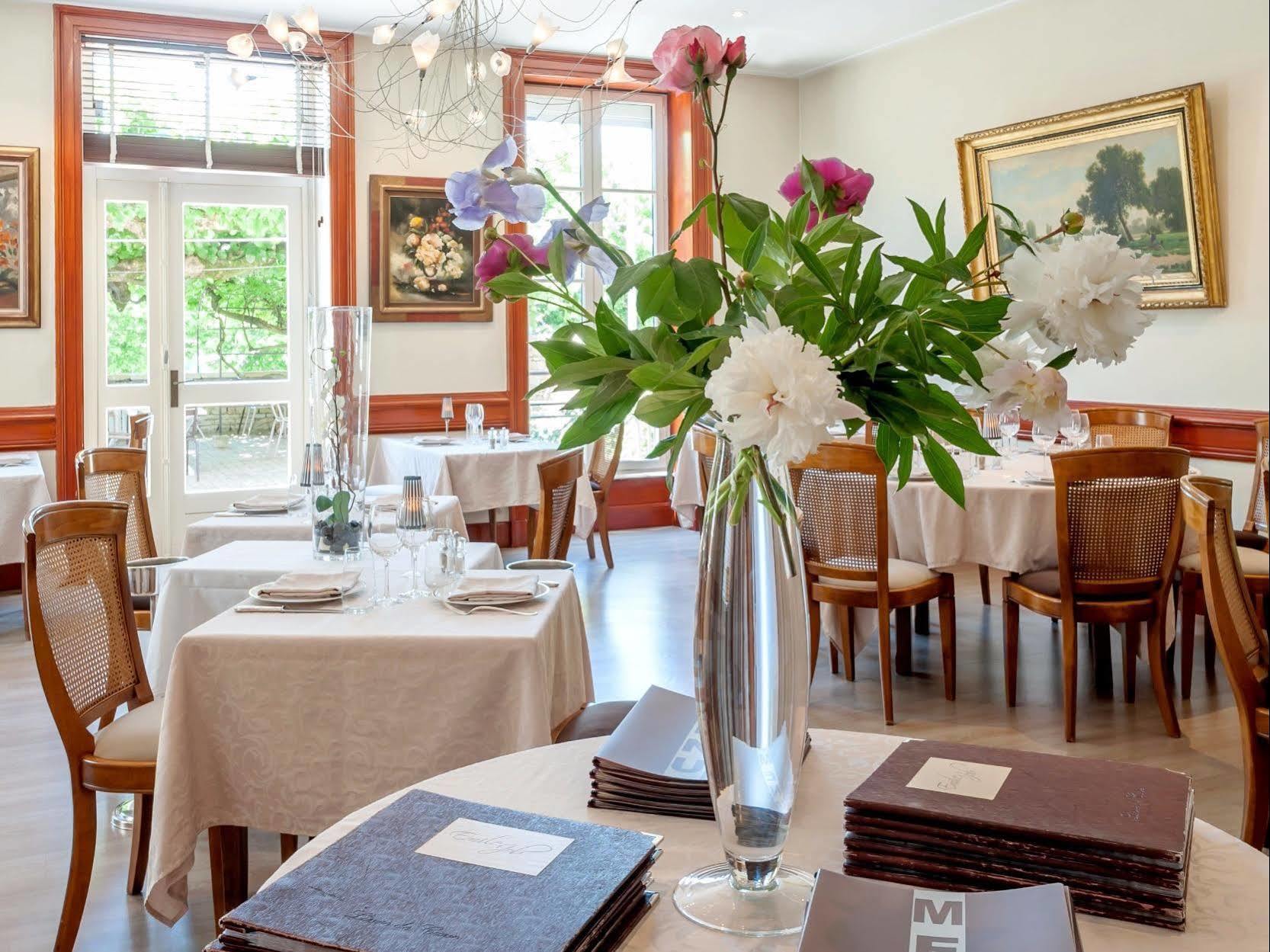 Hotel Restaurant Emile Job Montmerle-sur-Saône Kültér fotó