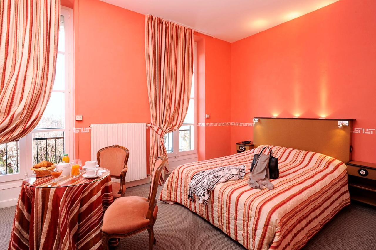 Hotel Restaurant Emile Job Montmerle-sur-Saône Kültér fotó